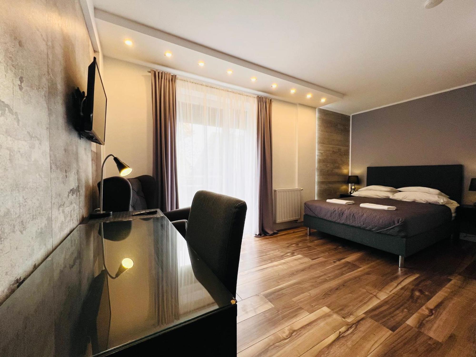 Miramar Pensjonat- Adults Only -Kuchnia, Parking-Grupa Hotelowa Plazowelove クリニツァ・モルスカ エクステリア 写真