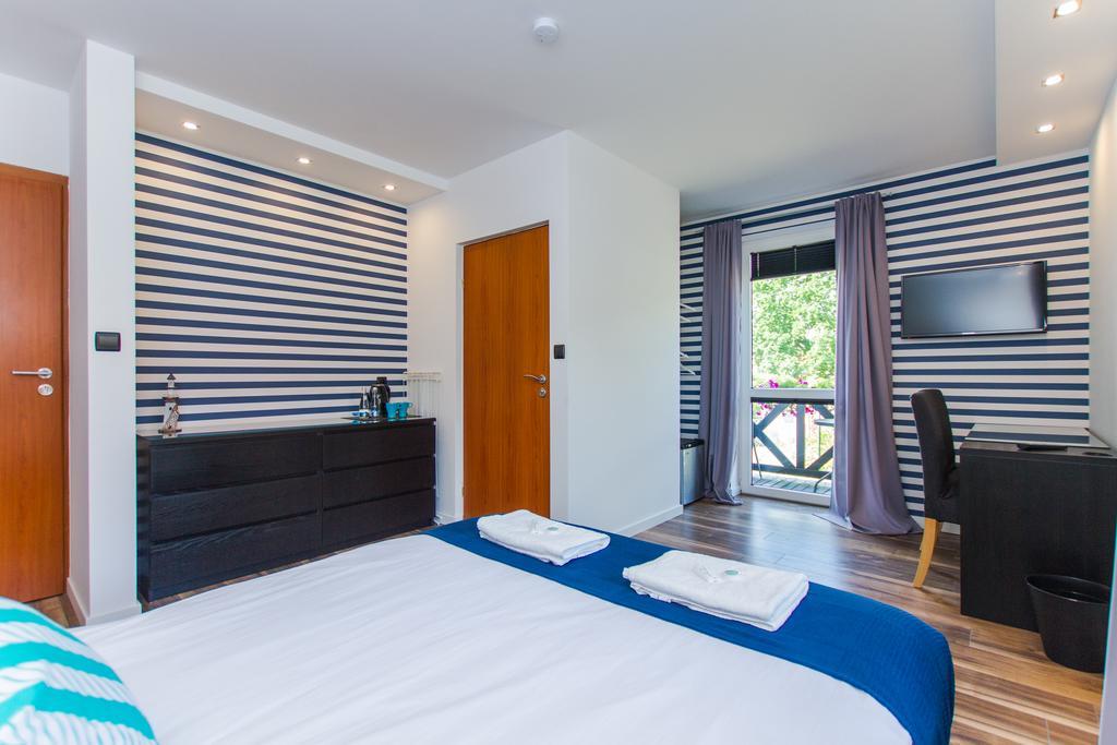 Miramar Pensjonat- Adults Only -Kuchnia, Parking-Grupa Hotelowa Plazowelove クリニツァ・モルスカ エクステリア 写真