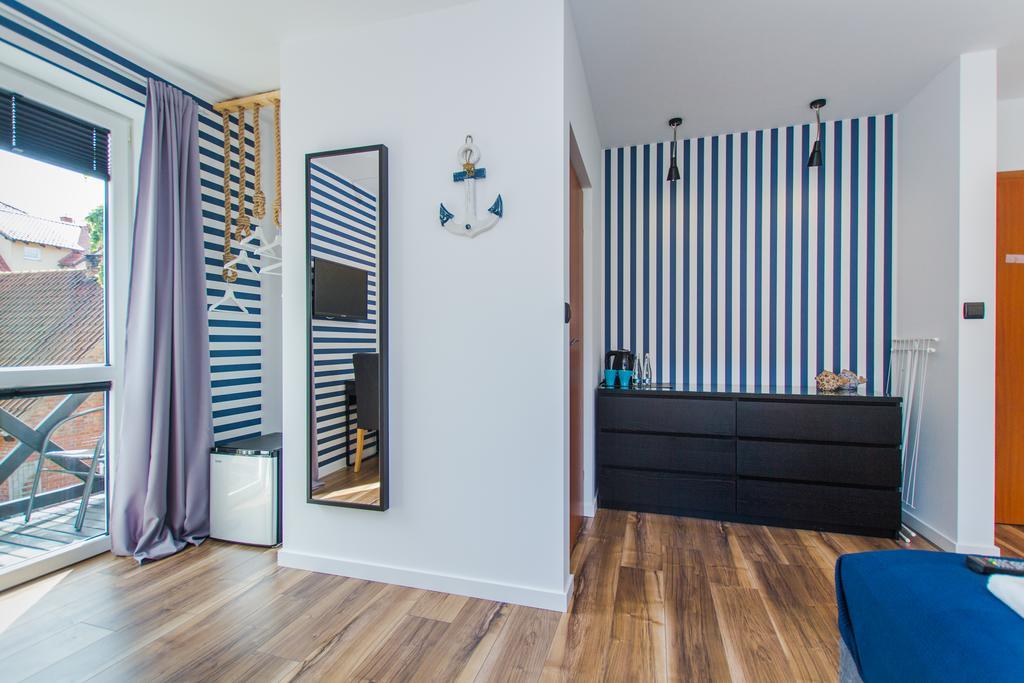 Miramar Pensjonat- Adults Only -Kuchnia, Parking-Grupa Hotelowa Plazowelove クリニツァ・モルスカ エクステリア 写真