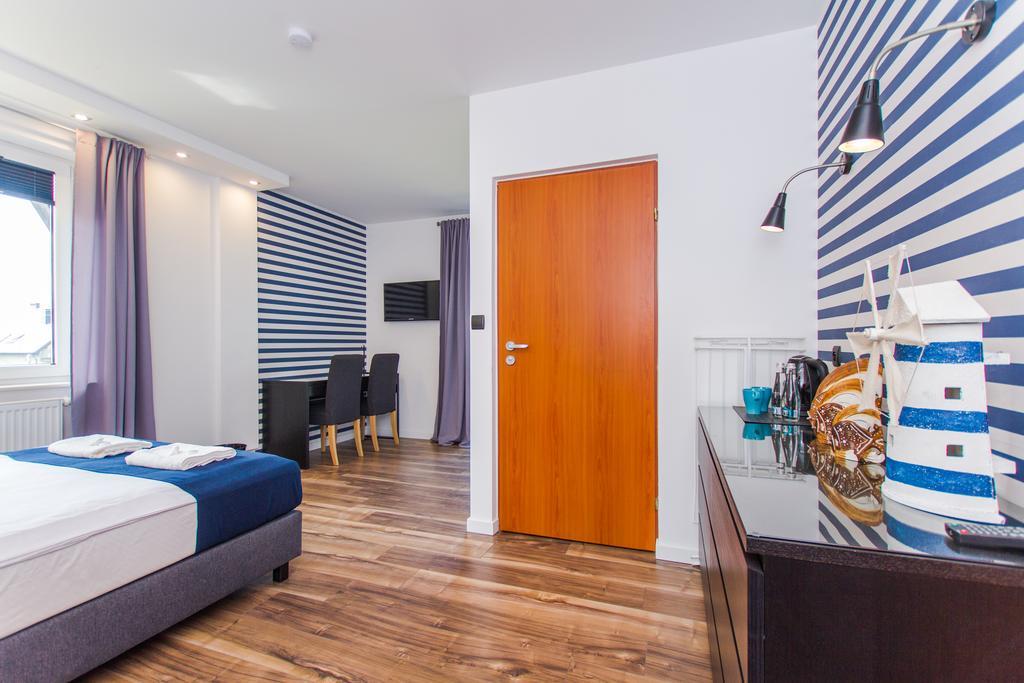 Miramar Pensjonat- Adults Only -Kuchnia, Parking-Grupa Hotelowa Plazowelove クリニツァ・モルスカ エクステリア 写真