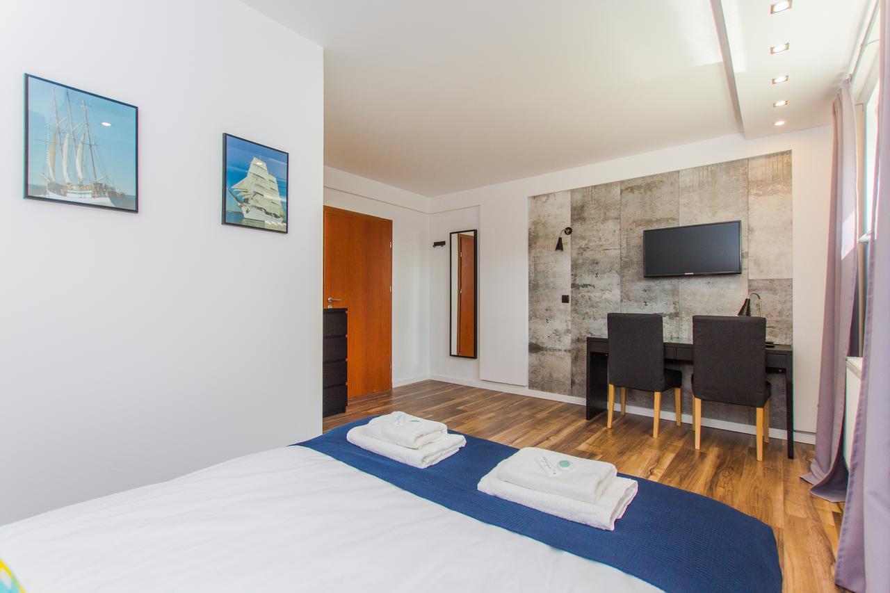 Miramar Pensjonat- Adults Only -Kuchnia, Parking-Grupa Hotelowa Plazowelove クリニツァ・モルスカ エクステリア 写真